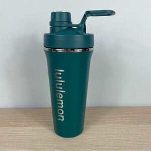 Lululemon 24oz Back to Life Teal/Green Shaker Bottle